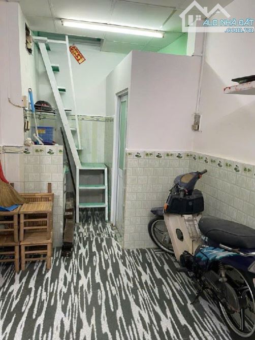 HIẾM - 1,3XTỶ - SỔ HỒNG RIÊNG - HẺM THÔNG ÂU CƠ  - RA KHUÔNG VIỆT - DTSD 25,5M2 - 3