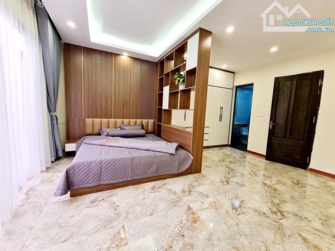 Bán Nhà Phố Lê Trọng Tấn – 55m², Mặt Tiền 5m, Ô Tô Vào Nhà, Giá 17.95 Tỷ - 3