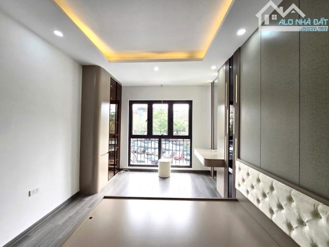 Bán Nhà Cầu Giấy - Ba Bước Mặt Phố - Xách Vali Về Ở Ngay - 41m2 x 4 Tầng - 8.x Tỷ - 3