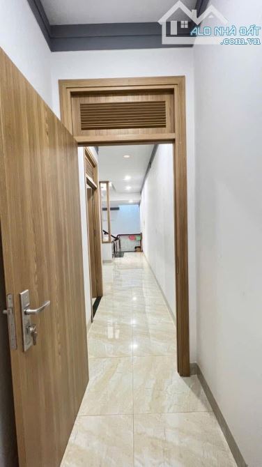 BÁN NHÀ 2 LẦU KHU ĐẤU GIÁ HÀ HUY TẬP. DT:5x16,5M. GIÁ: 5,6 TỶ - 3