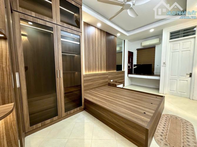 XẢ HÀNG PHÁ GIÁ: Ngọc Thụy 30m2 5 tầng xây ĐẸP gần Ô tô, chợ, trường chỉ 4TỶ8 - 3