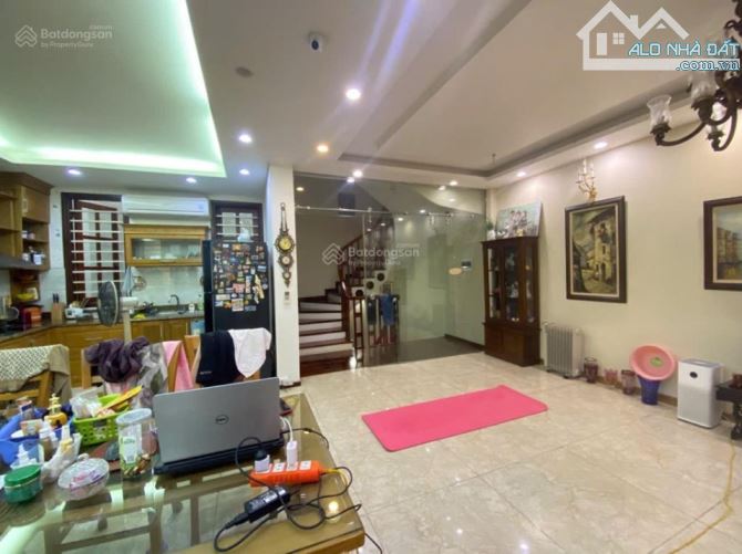 Bán nhà Xuân Đỉnh - MT Bề Thế 7m - VỊ trí Đẹp - Ô tô Tránh - Nhà Cực Đẹp 79m2 - 20 tỷ - 3
