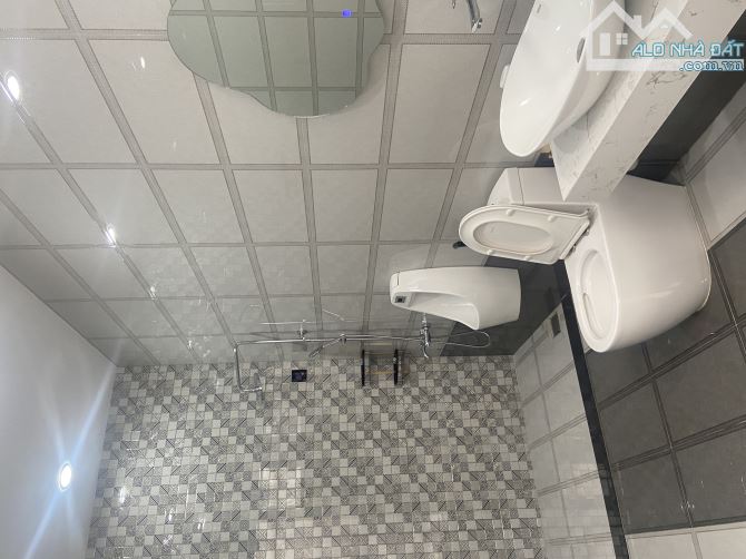 Nhà nguyễn trãi 1 trệt 2 lầu 600m2 sàn 4 phòng ngủ master - 3