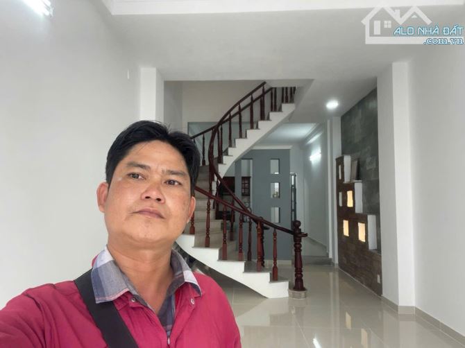 NHÀ 3 TẦNG MỚI CHÍNH CHỦ TÂN THỚI NHẤT Q12 Ô TÔ NGỦ TRONG NHÀ GIÁ TỐT KHU VỰC HIẾM NHÀ BÁN - 4