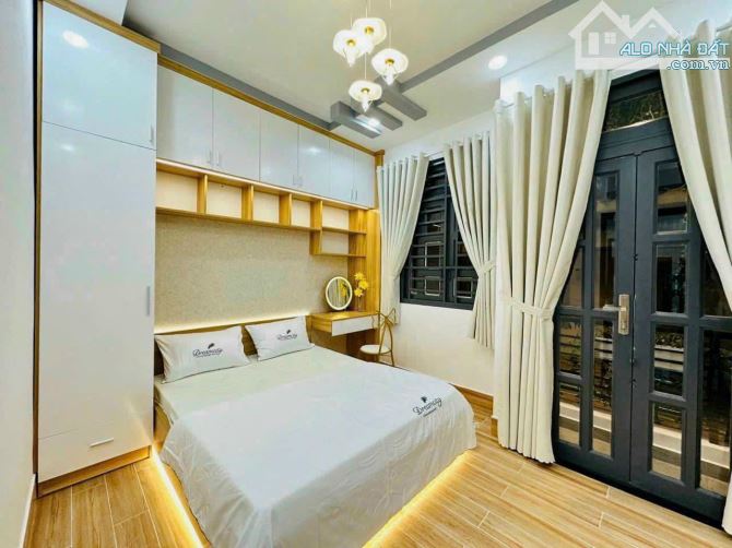 HOT! Nhà phố Nguyên Hồng, phân lô VIP, ô tô vào nhà, 54m², 4 tầng, chỉ 15.4 tỷ! - 4