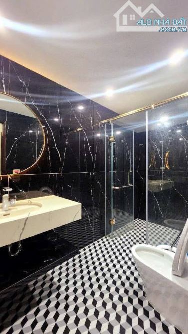 Bán nhà Lê Hồng Phong 50m2 Có Gara Ô tô Kinh Doanh nhỏ - 4