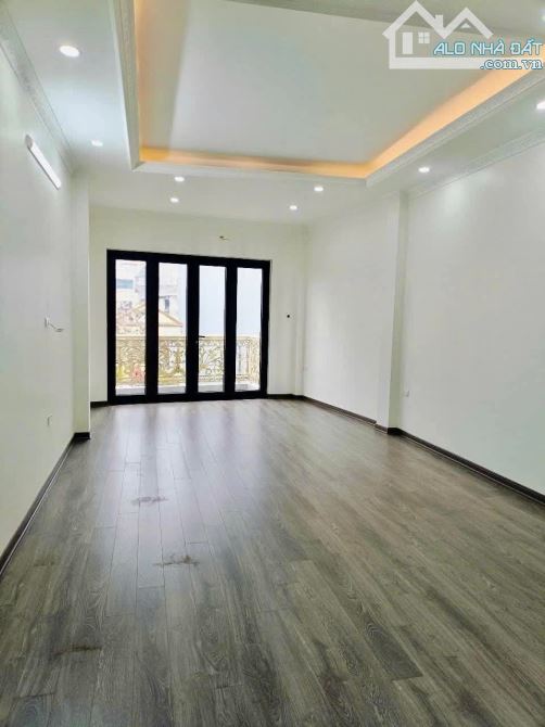 ♦️♦️ MẶT TIỀN LĨNH NAM -  QUẬN HOÀNG MAI, DT 51m2, 5 TẦNG, MẶT TIỀN 3,9m ♦️♦️ - 4