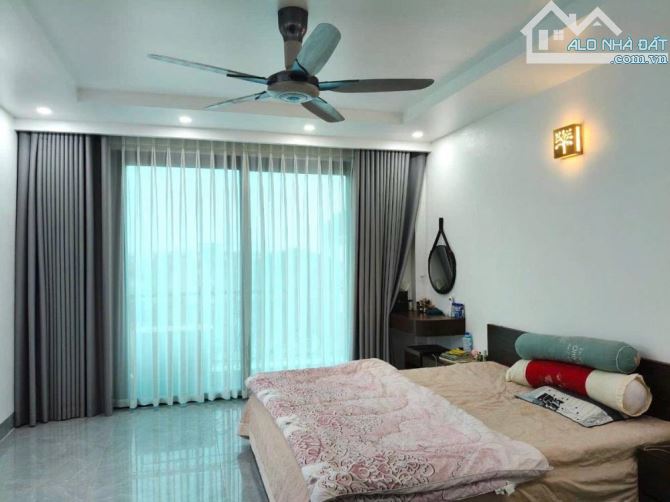 Bán nhà Lê Trọng Tấn 59m2 nhà đẹp oto vào nhà thang máy 18 tỷ - 4