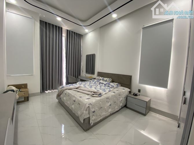 Nhà nguyễn trãi 1 trệt 2 lầu 600m2 sàn 4 phòng ngủ master - 4