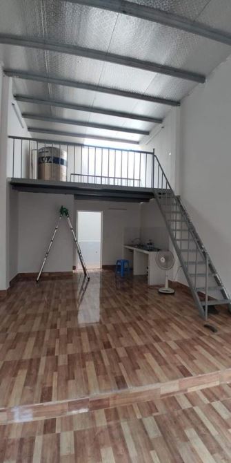Bán đất có (3 phòng trọ) tại Long Biên. 60m2,mt:4.8m, đường oto tránh, giá:4,5tỷ (75tr/m2) - 4