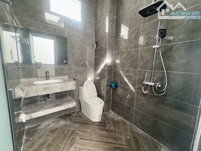 🏡 Nhà mê hẻm chính Nguyễn Thiếp - Hướng Tây Bắc - 5