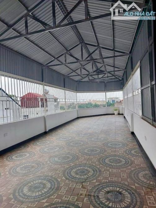 🏡 Ngô Gia Tự - Long Biên - 80m2 - 12,5 tỷ - Ô tô - Thang máy - Lô góc - 5