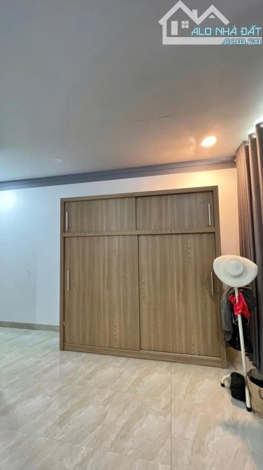 BÁN NHÀ 2 LẦU KHU ĐẤU GIÁ HÀ HUY TẬP. DT:5x16,5M. GIÁ: 5,6 TỶ - 5