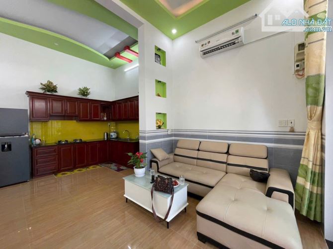 BÁN NHÀ 1 TRỆT 1 LẦU 4,7X18M HẺM 137 HOÀNG VĂN THỤ - 5
