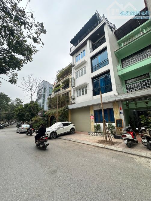 Quá ngon! Ngoài 30 tỷ - mặt phố - vỉa hè - KD- 103m2 phố Vĩnh Phúc, Ba Đình - 6 Tầng - TM - 6