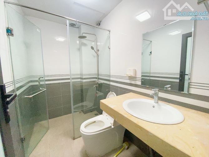 BÁN NHÀ LIỀN KỀ PHÂN LÔ LA KHÊ, HÀ ĐÔNG – VỊ TRÍ ĐẮC ĐỊA, KINH DOANH ĐỈNH, 50M, 5 TẦNG - 6