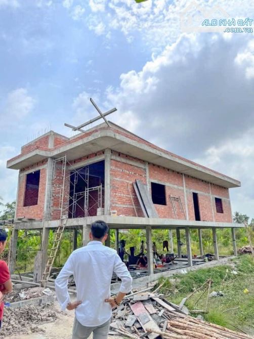 Hàng thơm, 1000m2 đất vườn view kênh 20x 53m chỉ 820tr - 6