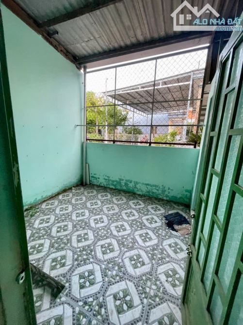 Nhà sổ riêng, 80m2 Chỉ 2 phút qua Nhà Bè. Gần MT đường 826C Long Hậu Giá đầu tư chỉ 1,7 tỷ - 6