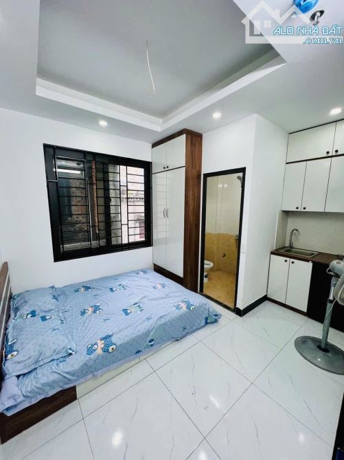 CĂN HỘ DỊCH VỤ HOÀNG MAI - 15 PHÒNG KHÉP KÍN - DOANH THU 900TR/ 1 NĂM - FULL NỘI THẤT ĐẸP - 7
