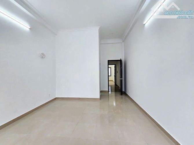 NHÀ 3 TẦNG MỚI CHÍNH CHỦ TÂN THỚI NHẤT Q12 Ô TÔ NGỦ TRONG NHÀ GIÁ TỐT KHU VỰC HIẾM NHÀ BÁN - 8
