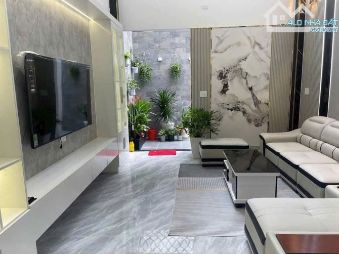Bán Siêu phẩm chân dài, Nhà phố Hiệp Thành Q12 - 8