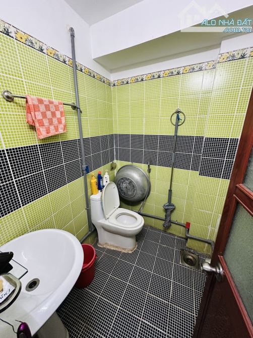 Tân Bình -Nguyễn Trọng Tuyển 55m2 3 tầng 7pn chỉ 6 tỷ nhỉnh - 9