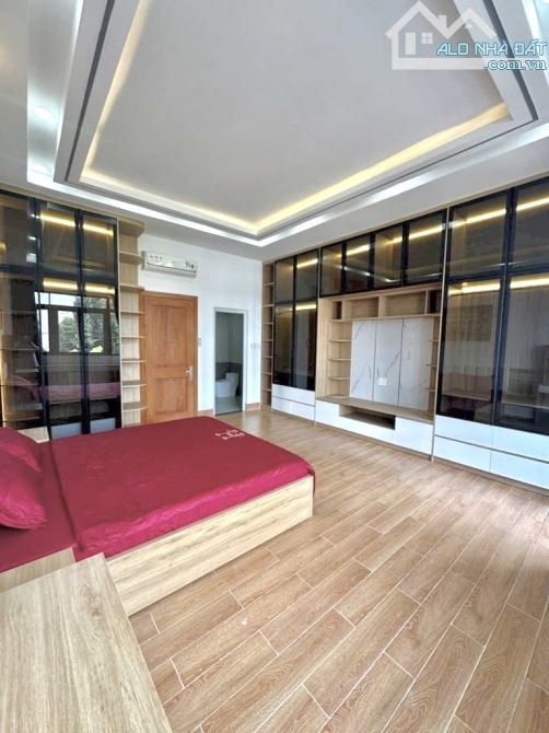 BÁN BIỆT THỰ TRUNG TÂM NHÀ BÈ – 100M2 - HUỲNH TẤN PHÁT - NHỈNH 8 TỶ - 9