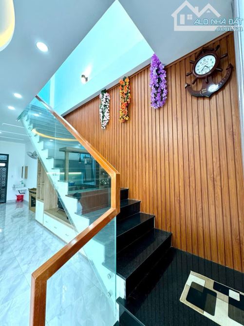 Nhà 1 trệt 1 lầu mặt tiền đường nhựa hẻm 200 YWang, EaTam, Buôn Ma Thuột - 9