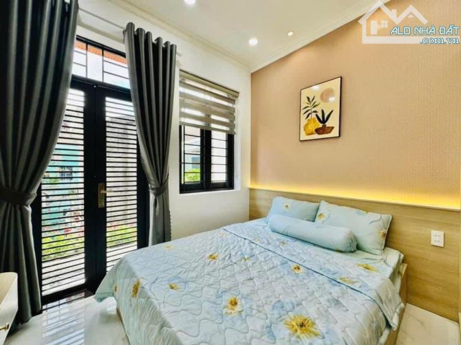 Cần thanh lý nhanh căn nhà 44m2 ngay Sư Vạn Hạnh, Quận 10. Giá: 3 Tỷ 390. SHR, hẻm thông - 9