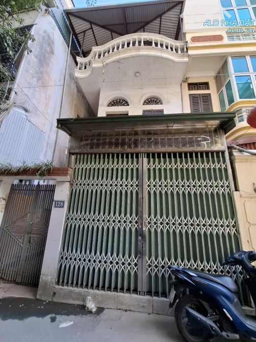 THỬA ĐẤT ĐẸP - BÁN ĐẤT TẶNG NHÀ - MẶT NGÕ KINH DOANH - XÂY TOÀ CCMN QUÁ ĐẸP