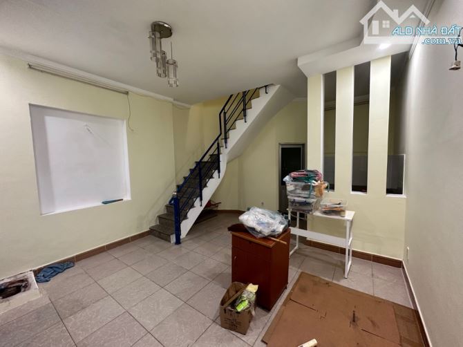 Bán nhà đẹp 2 tầng, 26m2, CHỈ 3 TỶ, trung tâm Gò Vấp, P10 Quang Trung, SHR