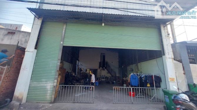 Bán xưởng  600m2 hai mặt tiền võ Nguyên Giáp, Phước Tân.