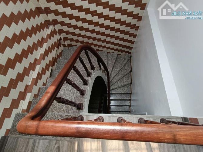 BÁN NHÀ PHỐ TRƯƠNG ĐỊNH- 28M2- 4 NGỦ- GIÁ 5 TỶ55