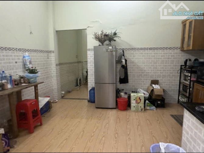 Nhà 54m2 giá 4,5 tỷ gần Đỗ Xuân Hợp hẻm rộng 6m