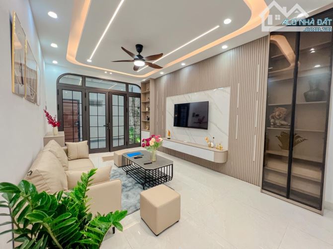 BÁN NHÀ PHỐ TRƯƠNG ĐỊNH  - QUẬN HOÀNG MAI - THIẾT KẾ HIỆN ĐẠI - DIỆN TÍCH RỘNG