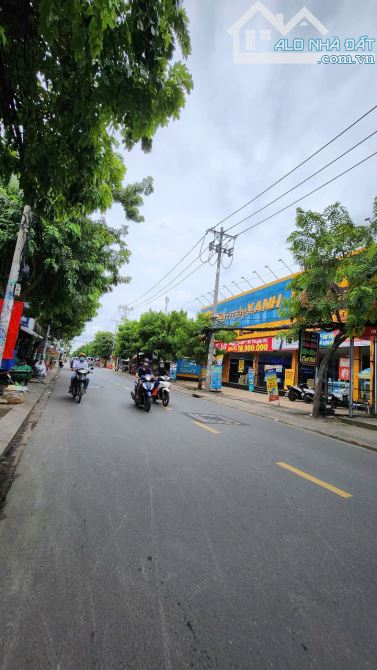 Bán nhà Hẻm Xe Hơi đường Hương Lộ 2 - 80m² ( 4 x 20 ) 2 Tầng Đúc 7 phòng thuê 20tr/ tháng