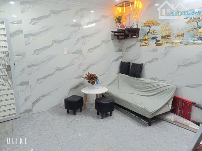 GẦN Ô TÔ - NGÕ BA GÁC - NHÀ NHỎ TIỀN ĐỐNG ĐA NGÕ HOÀNG AN CHỈ 2,9 TỶ