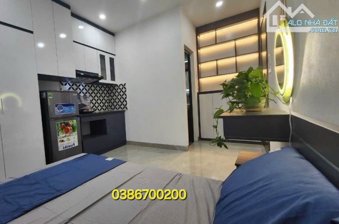 Bán tòa CCMN Hòe Thị 52m2x7T TM nhập, 20m ra phố, gần CĐ FPT, dòng tiền khủng, đầy đủ PCCC