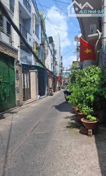 HXH QUẬN 3, TRẦN QUANG DIỆU, 51m2, NGANG 4m, tiện xây lại theo ý thích, 7 tỷ 95