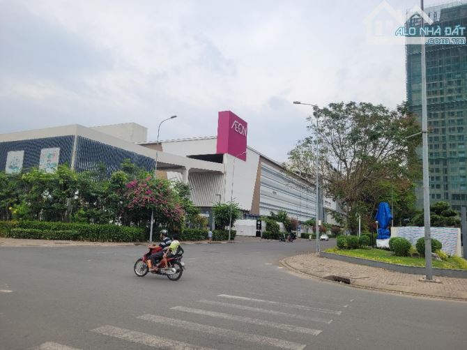 Bán nhà mới, khu Y tế kỹ thuật cao sát bên Aeon Bình Tân, 4 tầng, 33m2, chỉ hơn 2 tỷ