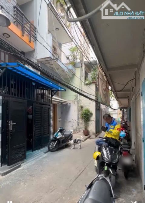 Nhà Gần Khu Chợ Bàn Cờ Q3-37M2-2 Tầng -Hẻm rộng Thông Thoáng-Giá chỉ 5ty nhích nhẹ TL‼️