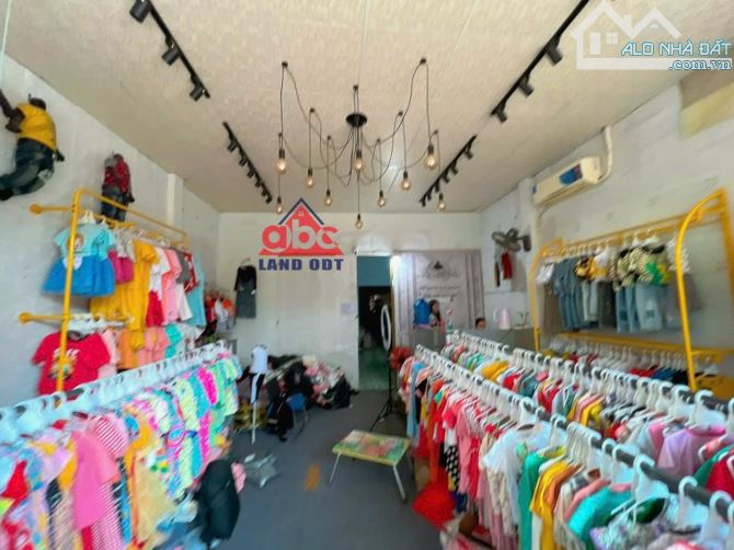 Chỉ 4.65 tỉ bán nhà mặt tiền hẻm kinh doanh p.Trảng Dài -286m2-SHR-Thổ cư .
