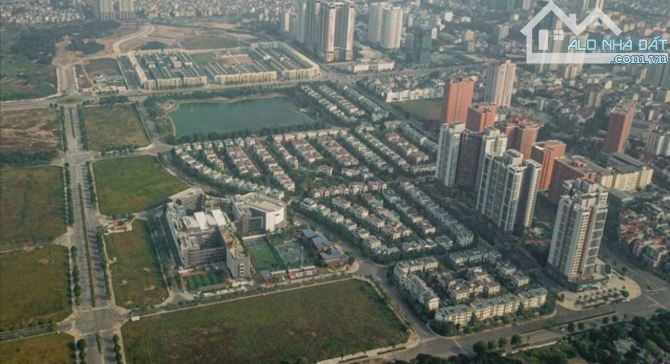 BÁN SHOPHOUSE MẶT TRỤC CHÍNH XUÂN TẢO-500M2 - MT 50M, ĐẸP NHẤT KĐT STARLAKE TÂY HỒ TÂY