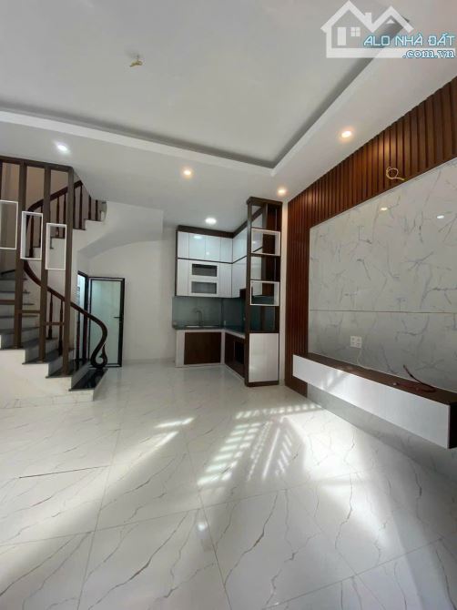 NHÀ ĐẸP NAM DƯ LĨNH NAM 30M 5T MT HƠN 4M CÁCH 1 NHÀ RA MP XÂY ĐẸP CHÍNH CHỦ CẦN BÁN