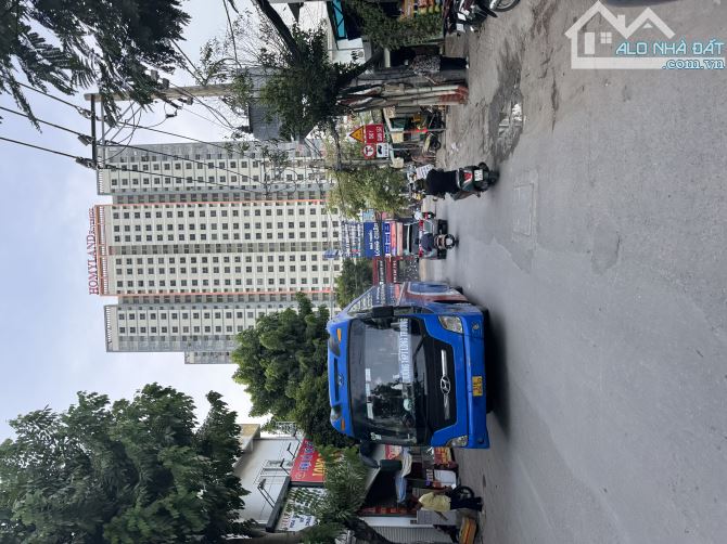 Bình Trưng Đông Q2- Đất xây biệt thự - khu phân lô - đường 6m