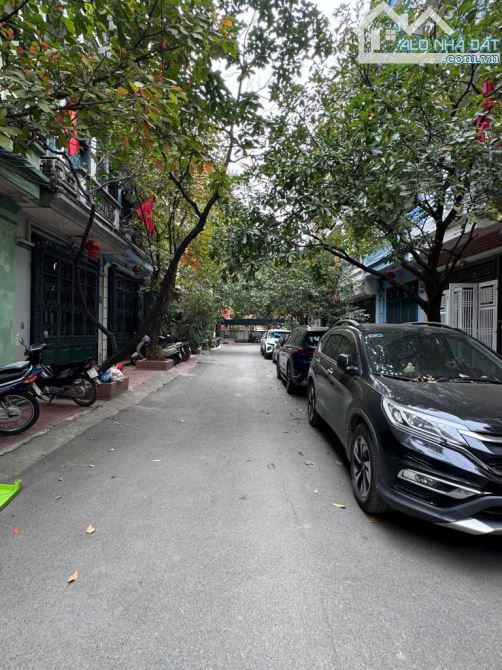 BÁN NHÀ NGUYỄN CƠ THẠCH PHÂN LÔ VỈA HÈ 2 Ô TÔ TRÁNH NHAU THANG MÁY 2 THOÁNG KD VĂN PHÒNG