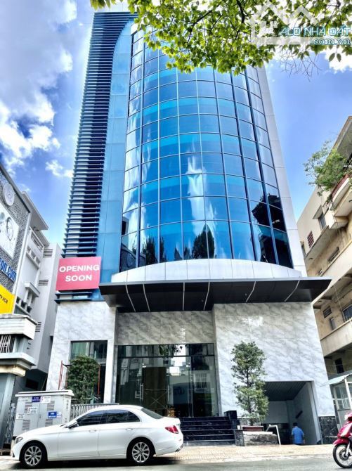 Bán Tòa Văn Phòng Mặt Phố Trích Sài, Tây Hồ DT 488m2, 13T, MT 11m. Giá Cực Rẻ