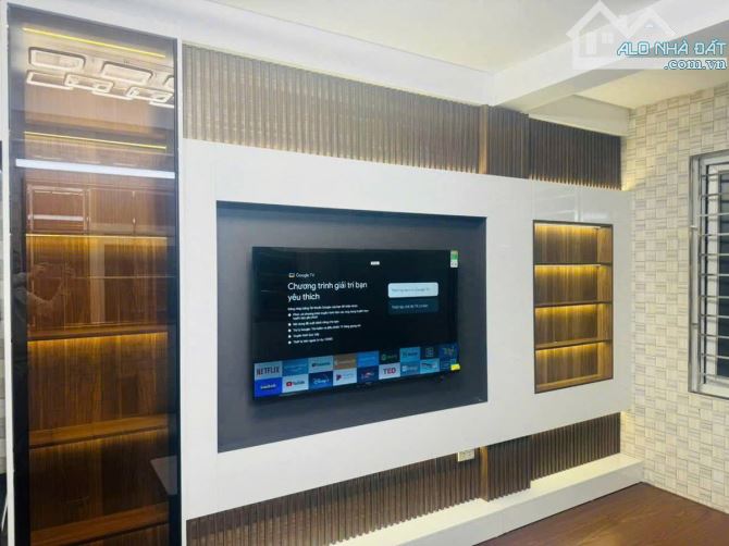 Bán nhà NGÕ Ô TÔ 105 XUÂN LA - BẮC TỪ LIÊM - 30M2 - 6 TẦNG - NHỈNH 8 TỶ