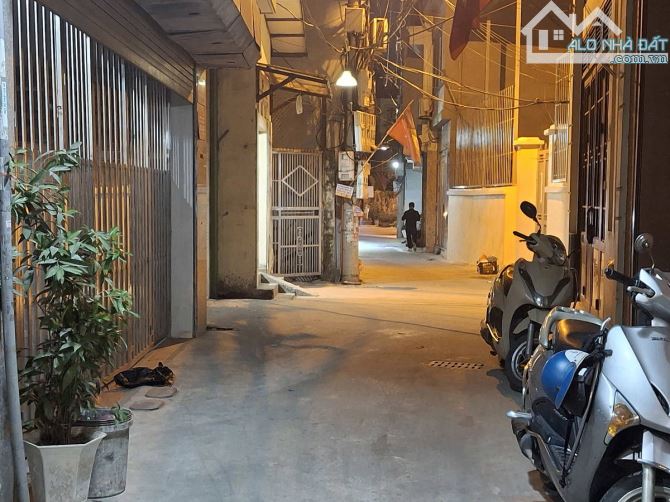Bán nhà NGÕ Ô TÔ XUÂN ĐỈNH - BẮC TỪ LIÊM - 54M2 - 5 TẦNG - VUÔNG VẮN - 13,X TỶ