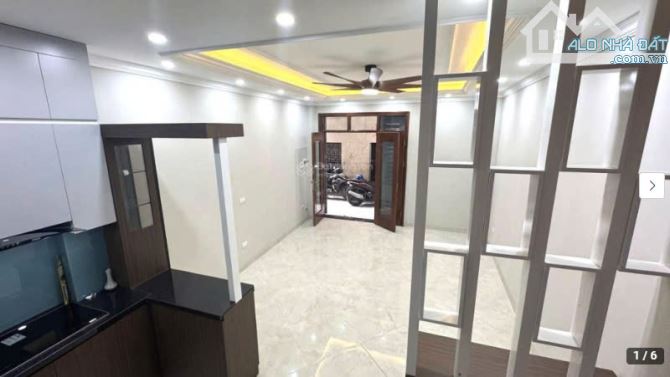 BÁN NHÀ LINH ĐÀM -LÔ GÓC, 2 MẶT THOÁNG, NGÕ RỘNG -30m 5 TẦNG GIÁ 6.5TỶ